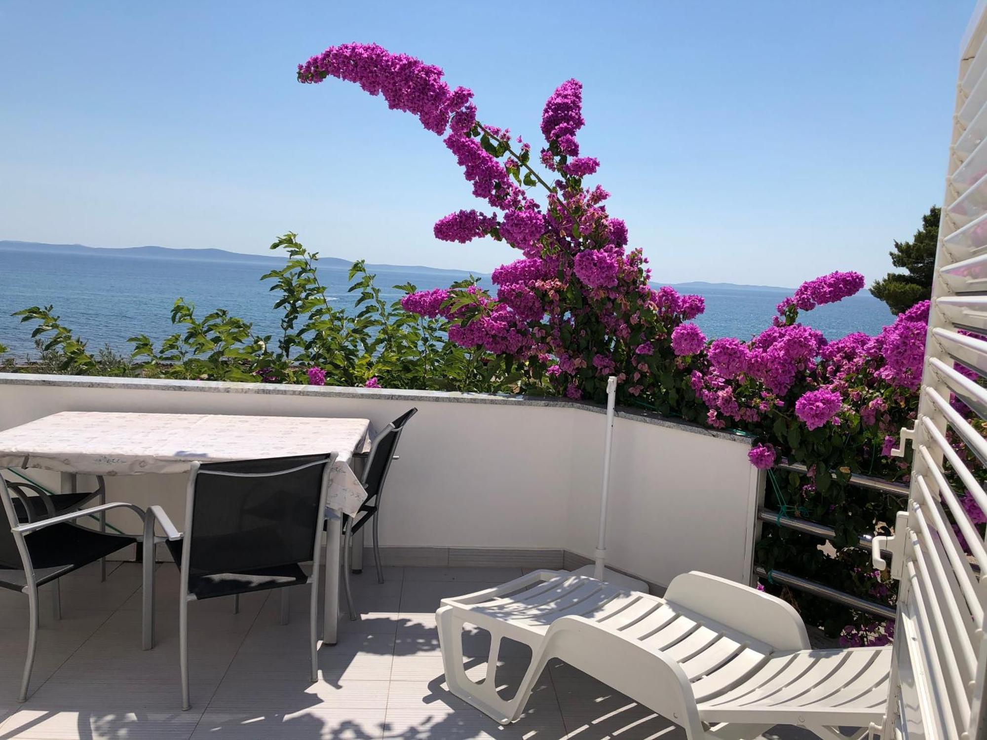ויר Mirakul Apartments מראה חיצוני תמונה