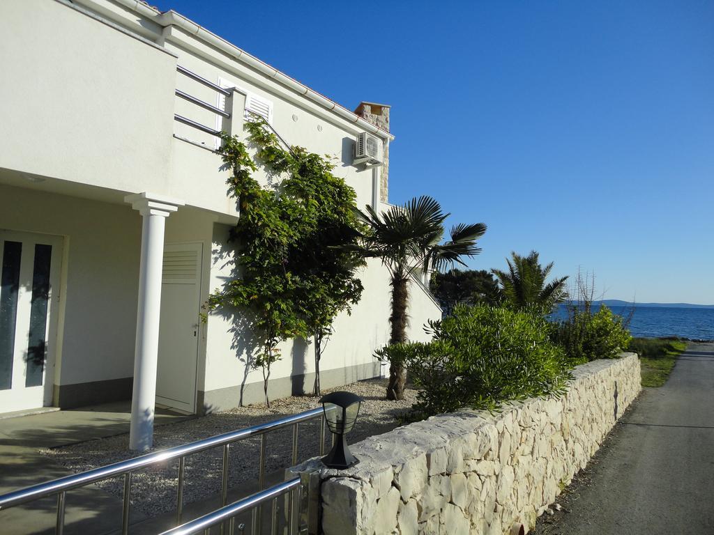 ויר Mirakul Apartments מראה חיצוני תמונה